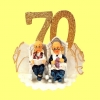 Figurka na tort Babcia i Dziadek 70-lat (T-05) Średnica podstawy:9,5cm Wysokość:6,5cm